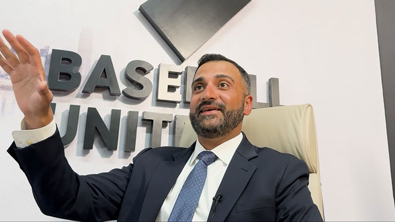 謎のベールに包まれた、<br> ドバイ・プロ野球リーグの全貌が明らかに。