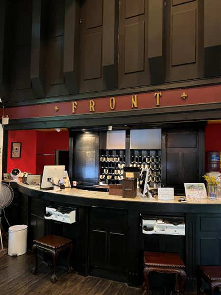 フロントの文字