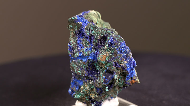 ■藍銅鉱（アズライト）