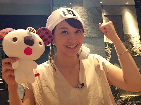 肉はちまきをして