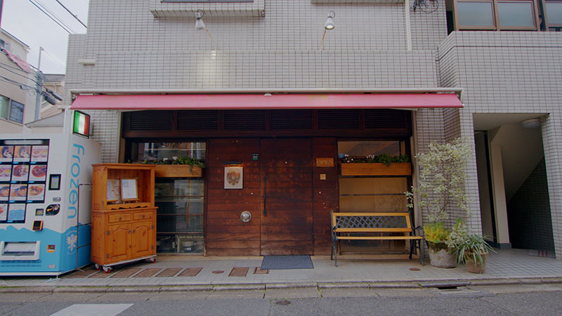 東京・豪徳寺 「姉妹で取り合った！焼きソーセージ」