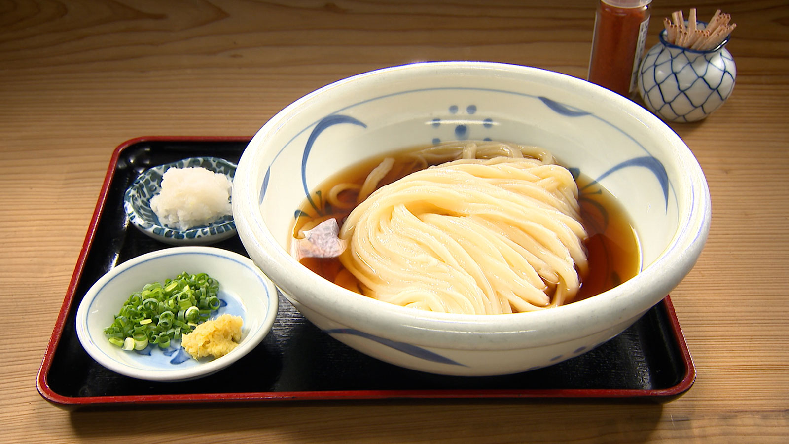 【新感覚の「むにゅもち麺」が特徴の大人気うどん店！】