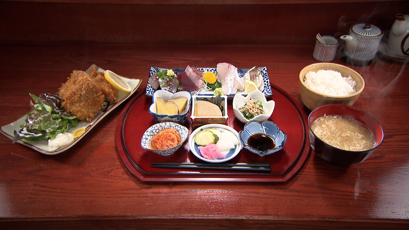 【その日の朝獲れた新鮮な地魚が味わえるお店！】