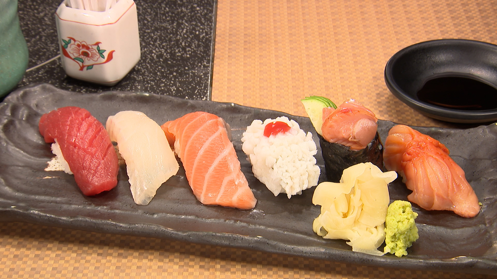 【新鮮な魚料理がいただける、水産卸直営の海鮮料理店！】