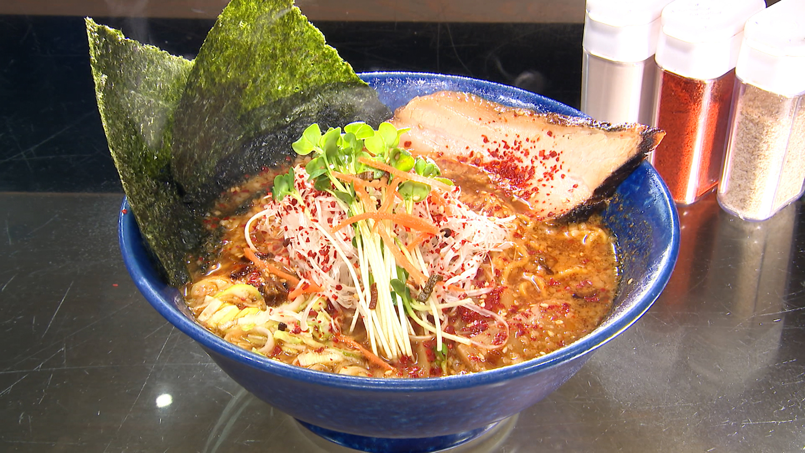 【ラーメン激戦区の旭川で大盛況のラーメン店】