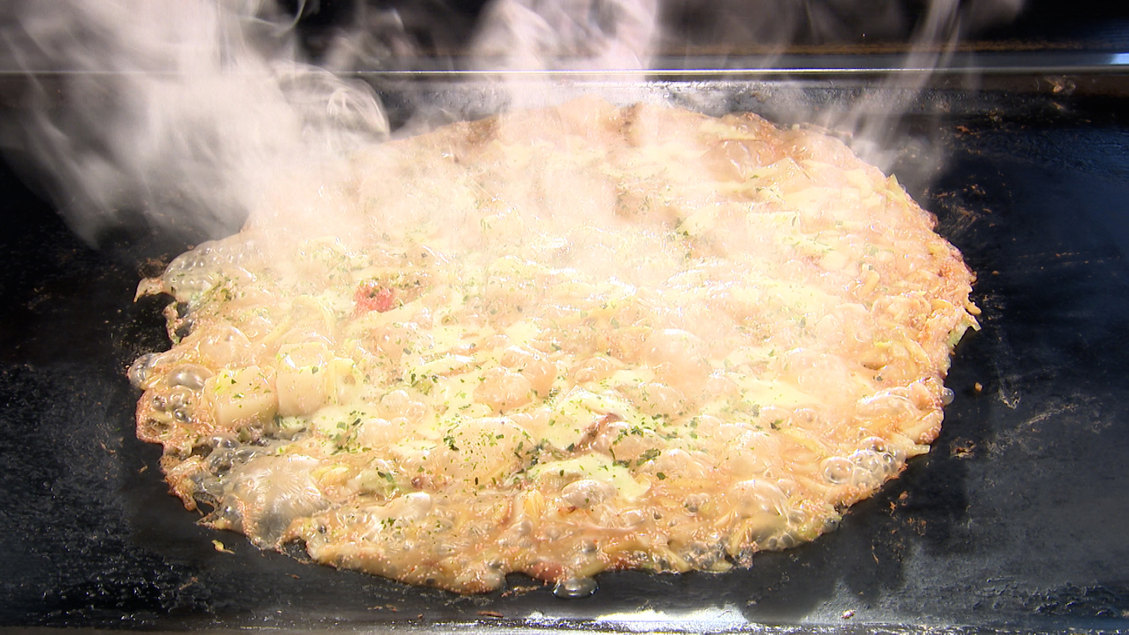 【鉄板焼きを堪能できる地元の人たちから愛されるアットホームなお店！】