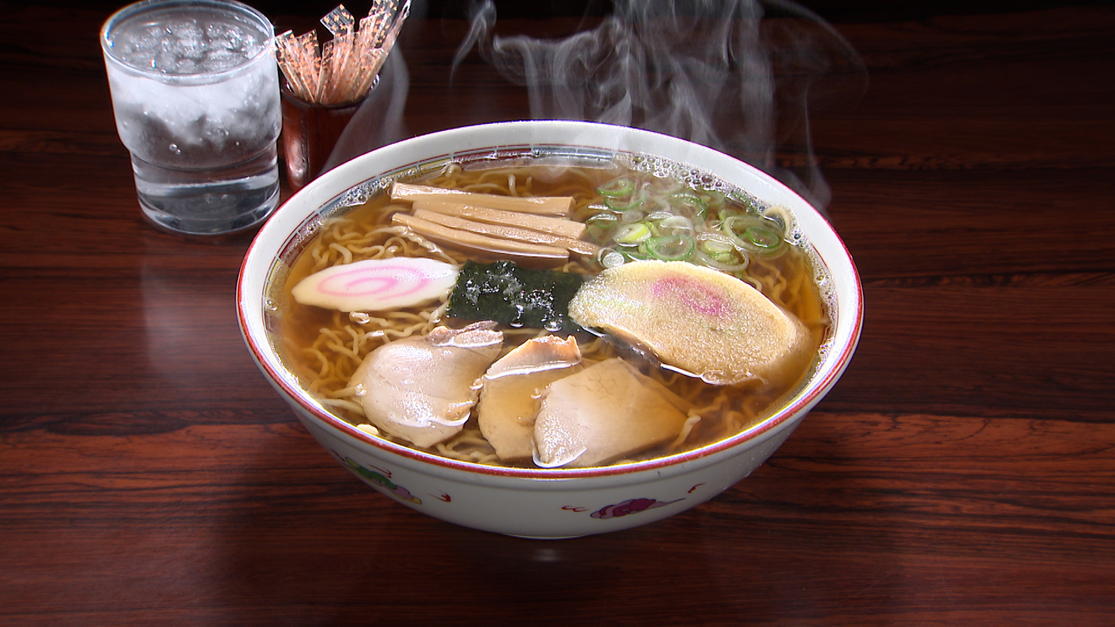 【魚介風味のあっさり和風スープで長年愛される中華そば屋さん！】