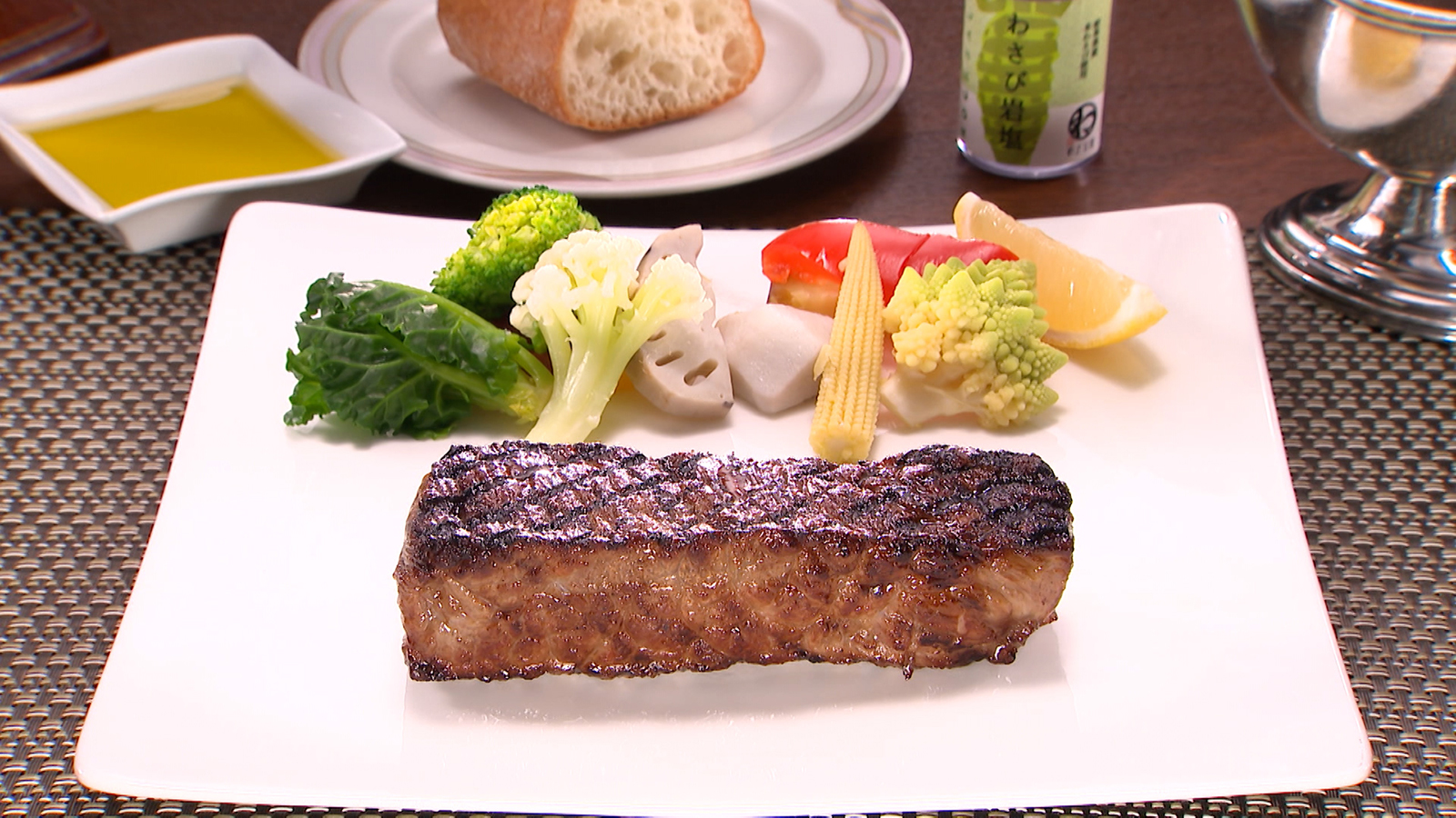 【老舗温泉宿が営む、落ち着いた雰囲気が魅力の欧風レストラン】