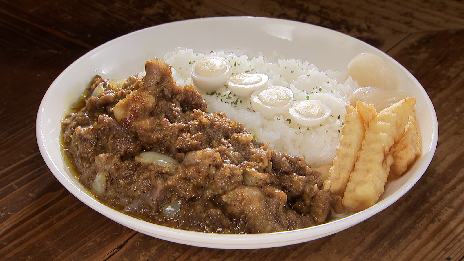 【和牛の牛すじカレー】
